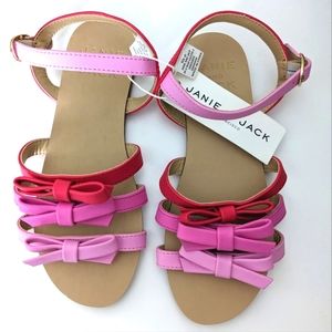 Sandals, girls, kids, pink, gold, Janie and Jack, new, size 1 kids, bows